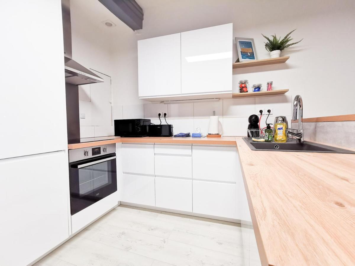 Appartement Ma Douce Charente - Superbe T3 Design Et Fonctionnel - Hyper Centre A Saintes Dış mekan fotoğraf
