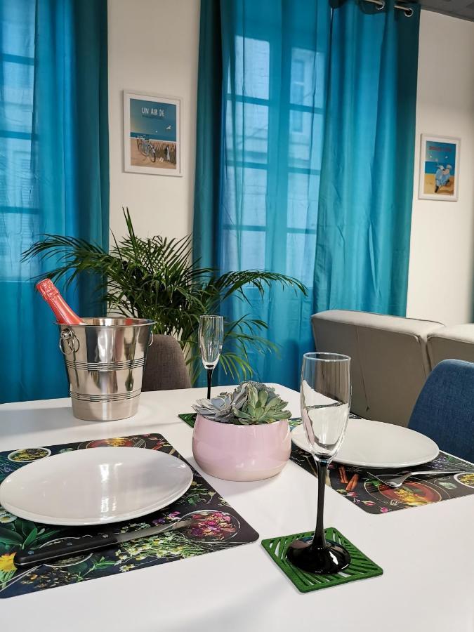 Appartement Ma Douce Charente - Superbe T3 Design Et Fonctionnel - Hyper Centre A Saintes Dış mekan fotoğraf