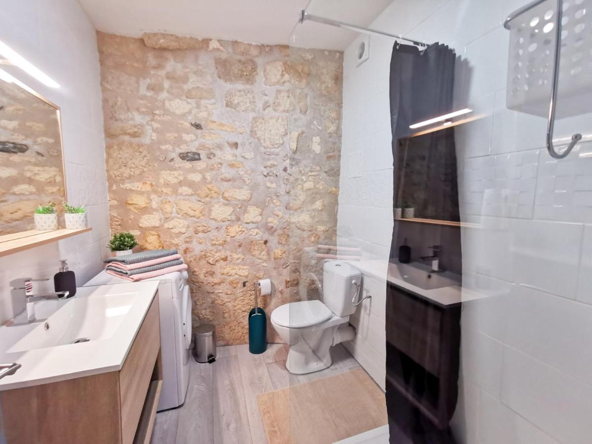 Appartement Ma Douce Charente - Superbe T3 Design Et Fonctionnel - Hyper Centre A Saintes Dış mekan fotoğraf